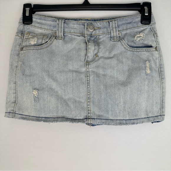 SO Women's Distressed Light Wash Denim Mini Skirt - Picture 1 of 9
